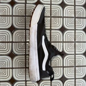 Vans Men's Black and White Sneakers